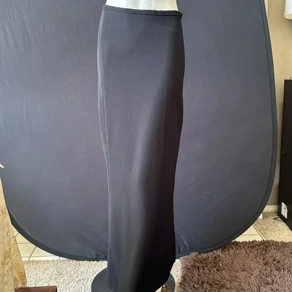 NWT bisoi- bisou Michele bohbot black maxi skirt size 6 deadstock